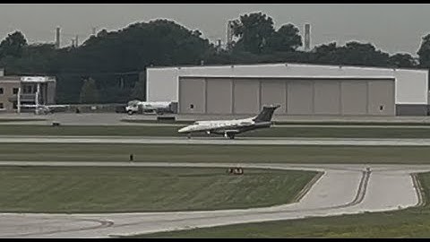 Embraer Phenom 300E N301FX Flexjet at Chicago Executive Airport