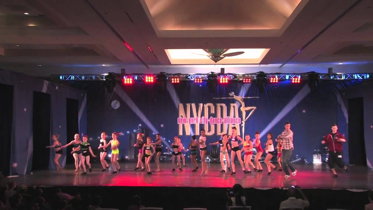 chloe zhao Mini Showcase Dancers doing Mike Schulster's Tap Combo in Atlanta!!!!