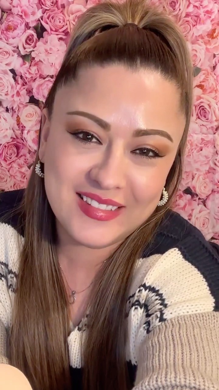 ✨”Todo va a estar bien. Confía, porque lo mejor aún está por llegar.”✨