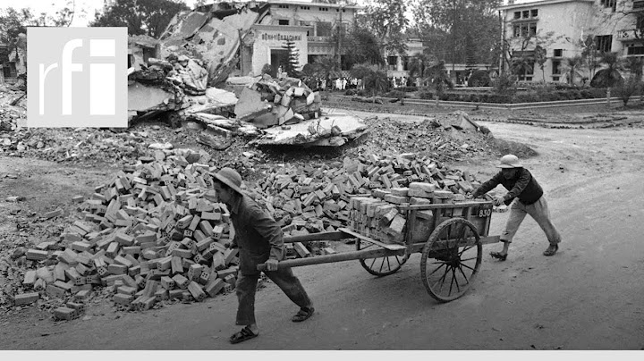 1972 mỹ ném bom huwy diệt phố nào