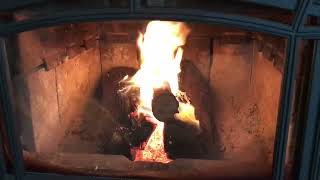 EASIEST WAY OF HOW TO BUILD / START A FIRE IN A WOOD BURNING STOVE OR FIREPLACE