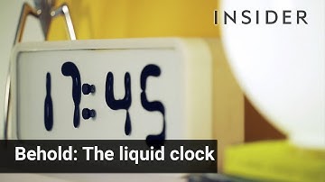 Clock made of liquid