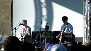 The Vaselines - Jesus Don't Want Me For a Sunbeam (FYF Fest 2012)
