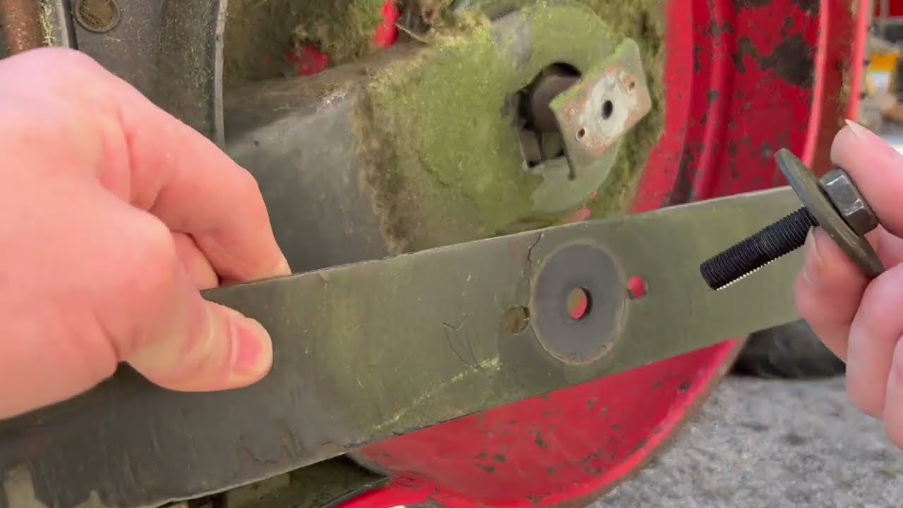 Maintaining an Einhell petrol mower