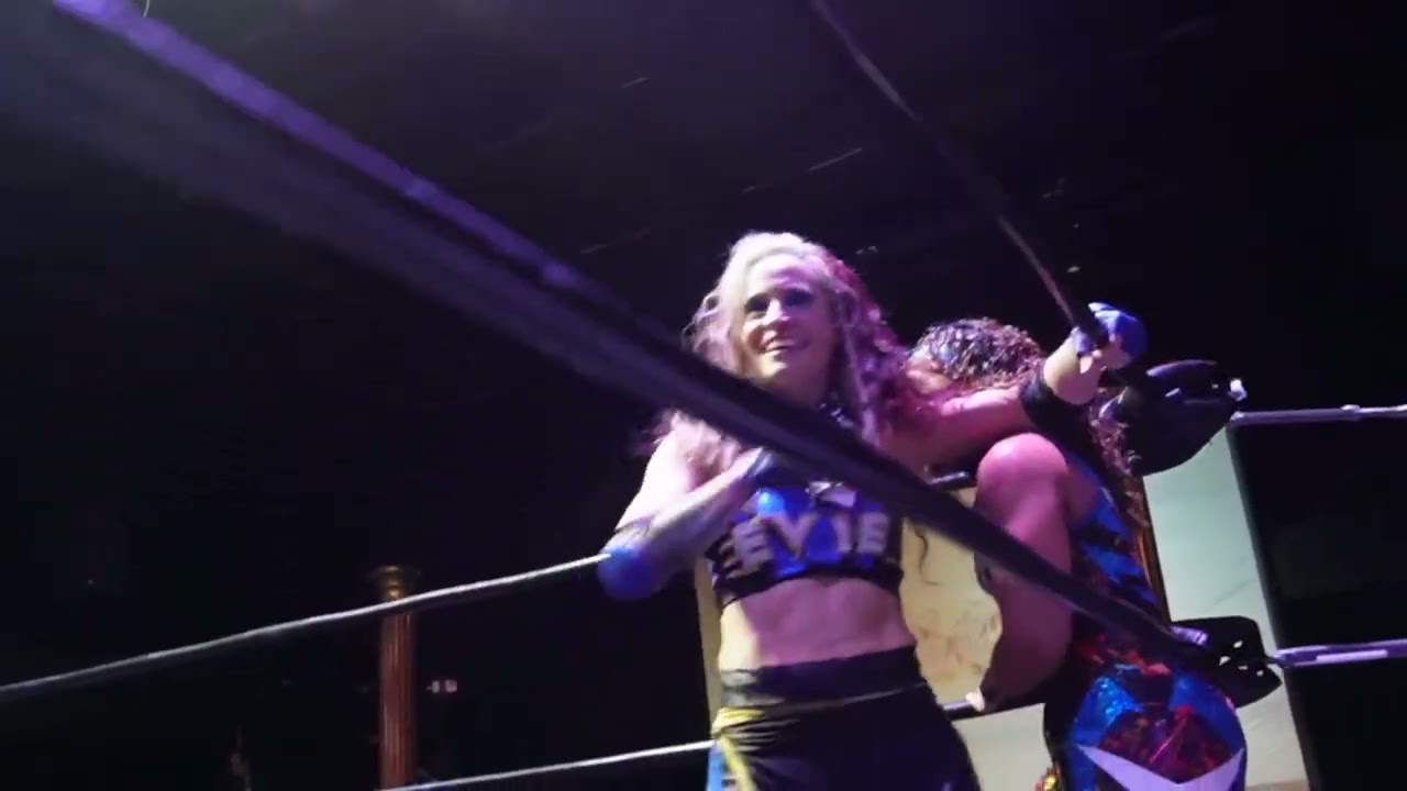 NGCW Amazonas' Dancing Queen- Evie de la Rosa vs. Roxxy and Guerrera Amazona vs. Amber Nova