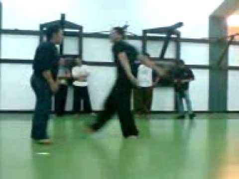 Ragam Pencak Silat Betawi Di Tengah Arus Globalisasi Ragam Pencak Silat Betawi Di Tengah Arus Globalisasi