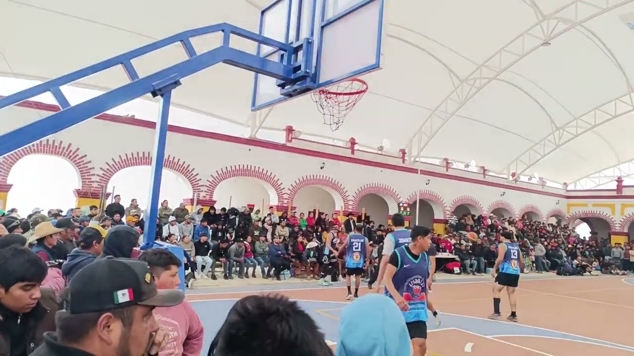 EQUIPO DE JORGE COPALA VS EQUIPO DEL BOX EN SANTA CRUZ ITUNDUJIA 💥💥🏀 TORNEO DE LOS 40 K