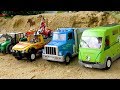 Buka kotak Transporter Kuda, Traktor Besar, Truk jungkit - Mainan anak anak