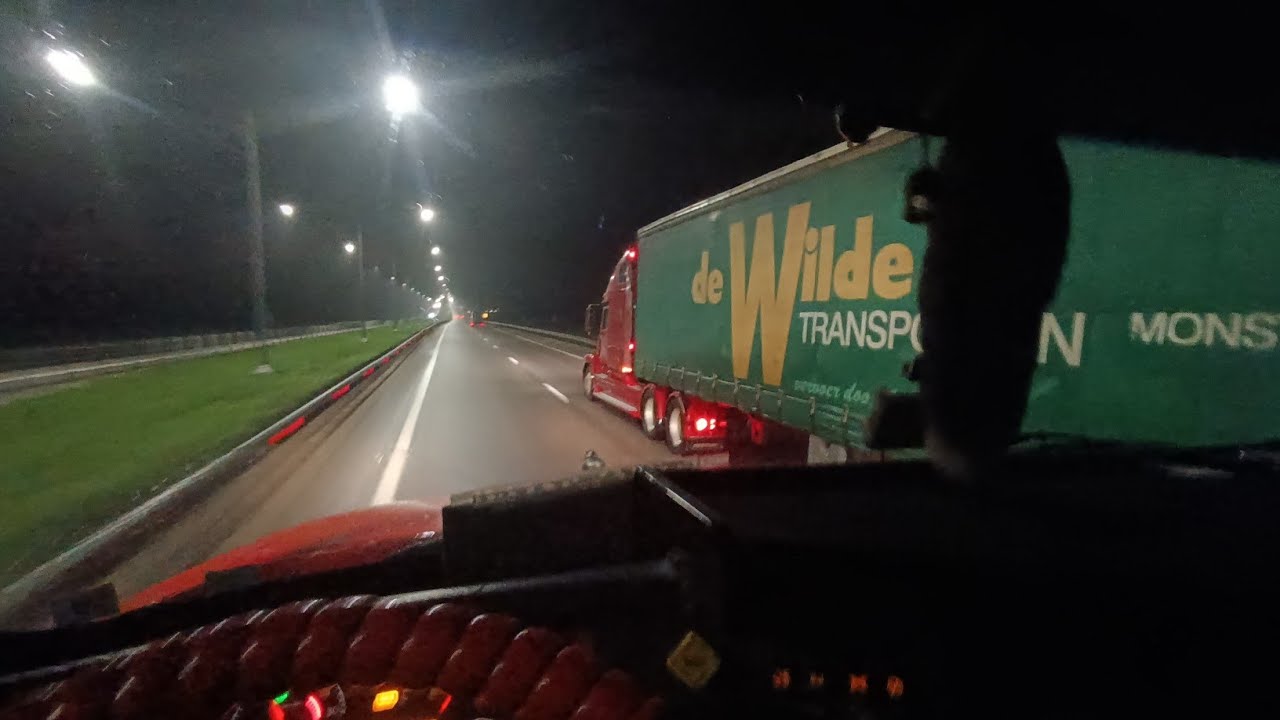 Вольво ВНЛ & Фредлайнер Центури //// таксую по Московской области часть ...