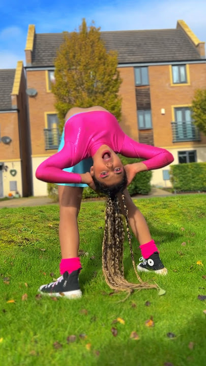 MY TAKE ON THE MACARENA! CAN YOU DO THE MACARENA? 💃🩷