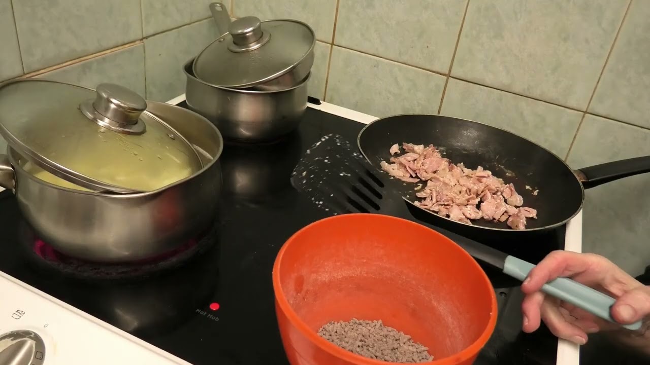 Spuds Green Beans Bacon  & Gravy