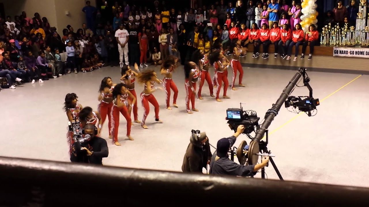 Dancing Dolls vs Q Kidz