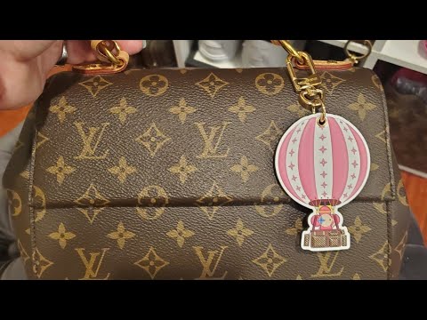 Hermes Kelly Alternative: Louis Vuitton Cluny BB Review and What Fits 