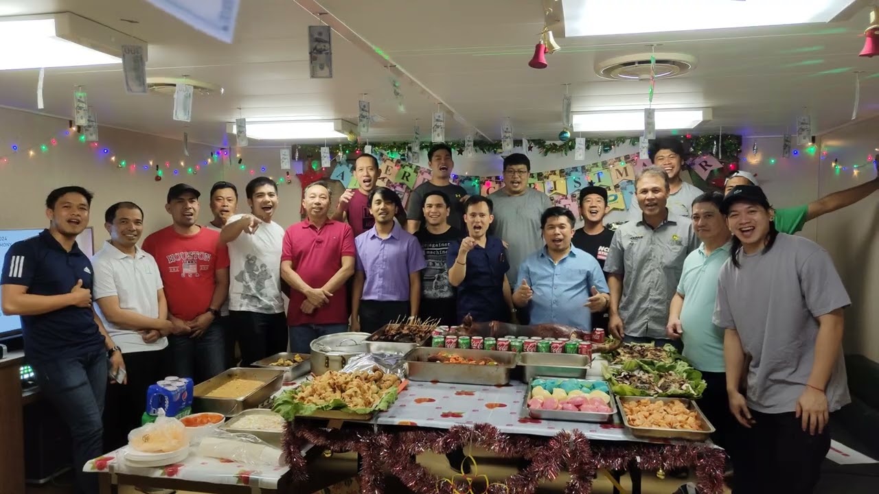 MERRRY CHRISTMAS EVERYONE FROM AMATERAS HARMONY TO YOURS 😇 