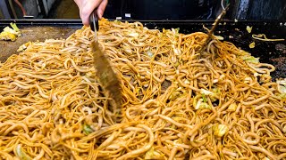 【屋台の職人芸】ダイナミックな手さばきで大量に作る激安価格の鉄板グルメ丨Japanese street food