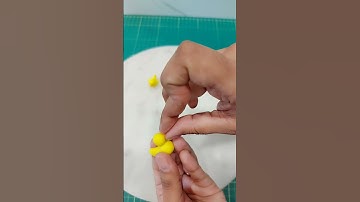 cutest fondant duck topper for cocomelon cake 🦆❤️🫶 #duck #fondanttopper #tutorial #shorts #cake