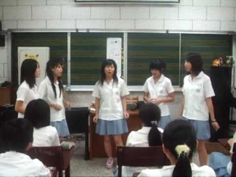 附中1243班音樂課創意校歌表演-第一組