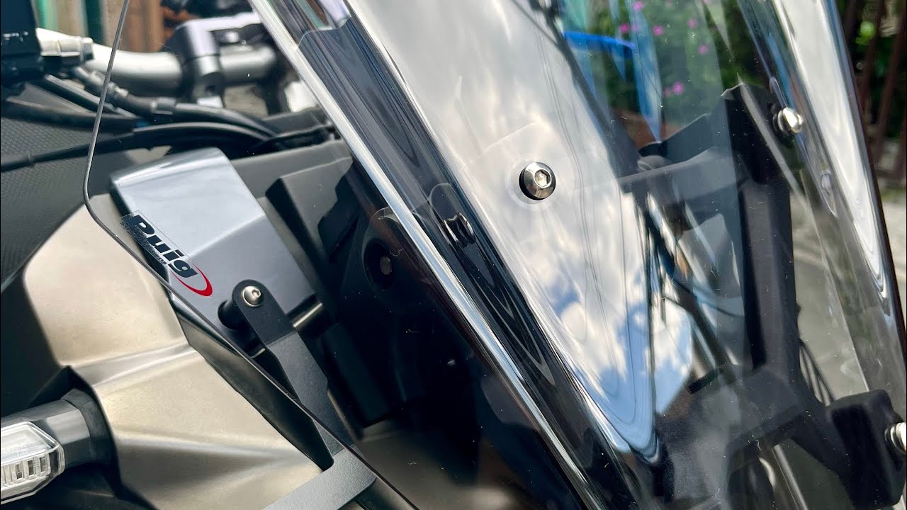 Puig Windshield V-Tech Touring Line for Honda ADV150