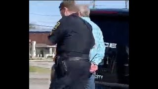 1ST Amendment Auditor/Jeremy Dewitte Impersonator Gets Arrested. Sergeant. Sergeant. Sergeant.
Support this channel - BUY THE MERCH!
https://shop.spreadshirt.com/schrodingers-cat/all
SUBSCRIBE to SCHRODINGERS NATION - https://www.youtube.com/channel/UCcUajB9rU0-HbVXSHwvhrnQ
TIP ME at paypal.me/schrodingerscat1
Come find me on Twitter!! https://twitter.com/Schrodi14237806
Email for CONTESTS: sc.contest42@gmail.com 1ST Amendment Auditor/Jeremy Dewitte Impersonator Gets Arrested. Sergeant. Sergeant. Sergeant.