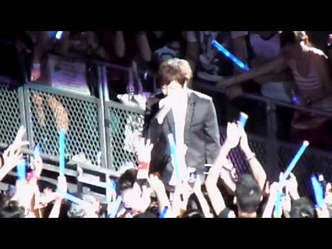 五月天 - 軋車 (香港演唱會2011)