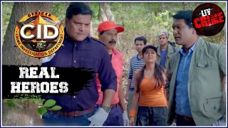 Mystifying Blue Colored Creature In The Jungle | सीआईडी | CID | Real Heroes