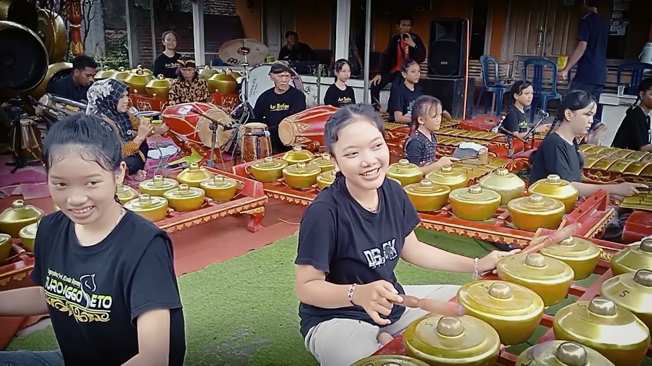 Gending Jawa nyampleng ASMARANDANA||karawitan ASRI BUDAYA ft TURONGGO SETO srowot 