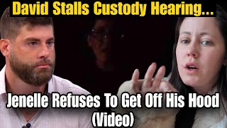 Video: Jenelle Evans Refusing To Get Off Davids Hood During Argument Before Their Divorce!