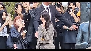 Video thumbnail of "IVE Jang Wonyoung 장원영 arrival @ Miu Miu Event for the Paris Fashion Week"