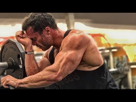 A DOR DA DESISTÊNCIA! - Motivação Bodybuilding