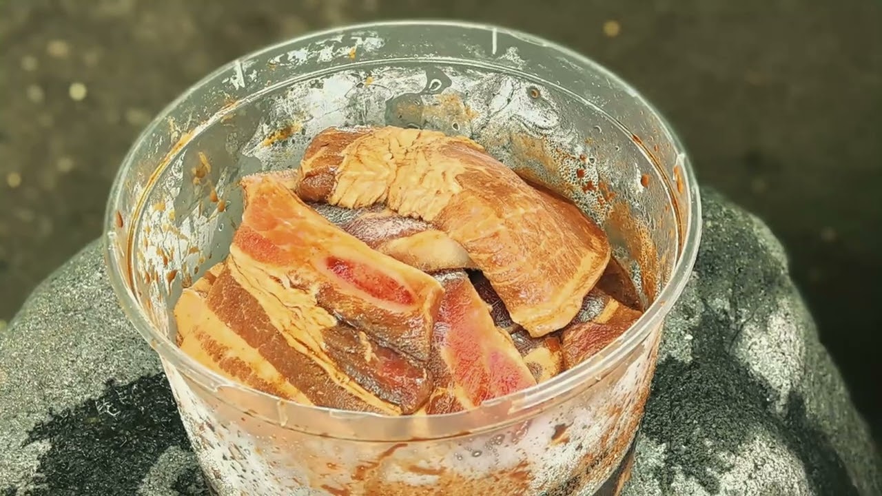 BEACH CAMPING CHRISTMAS 2025