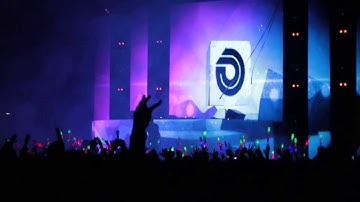 DASH BERLIN LIVE In Singapore at ZOUK OUT [14th December 2013]