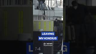 Crew members leave hantavirus-hit cruise ship MV Hondius in Rotterdam harbour