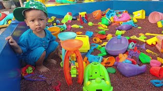XIN CHÀO THÁNG 3/2021 | Sutin lần đầu đi Xe lửa screenshot 4