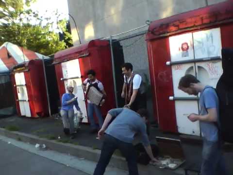 ჩვენი ეზოს ბიჭები