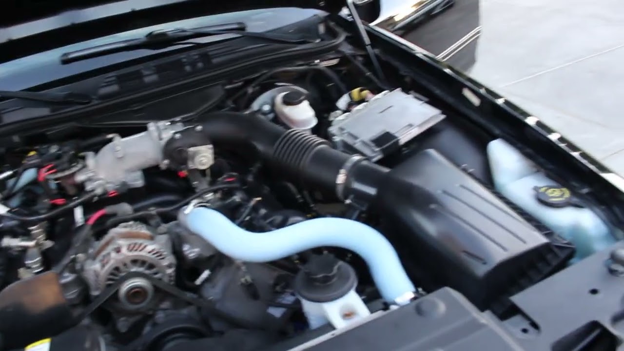 Ford Crown Victoria PI 2011 года выпуска в безупречном рабочем состоянии - небольшой пробег и нар...