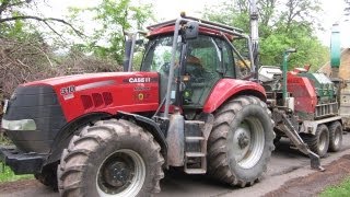 Case IH Magnum 310 & Mus-Max Woodterminator WT10 beim Hacken