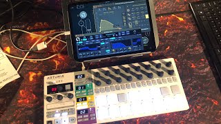Arturia Beatstep Pro - SynthMaster 2 - FAC Drumkit - Pure Synth - Tutorial for iOS