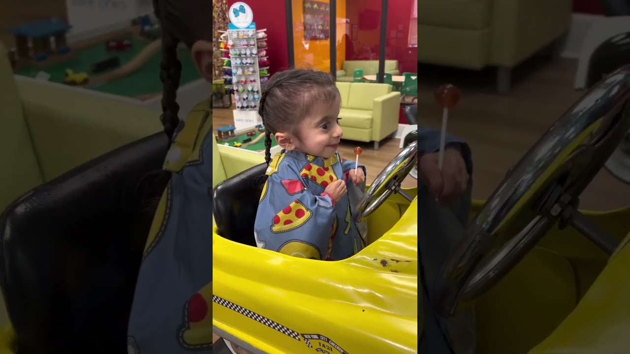 The Way She Was Bouncing In Her Seat Is Beyond Precious 