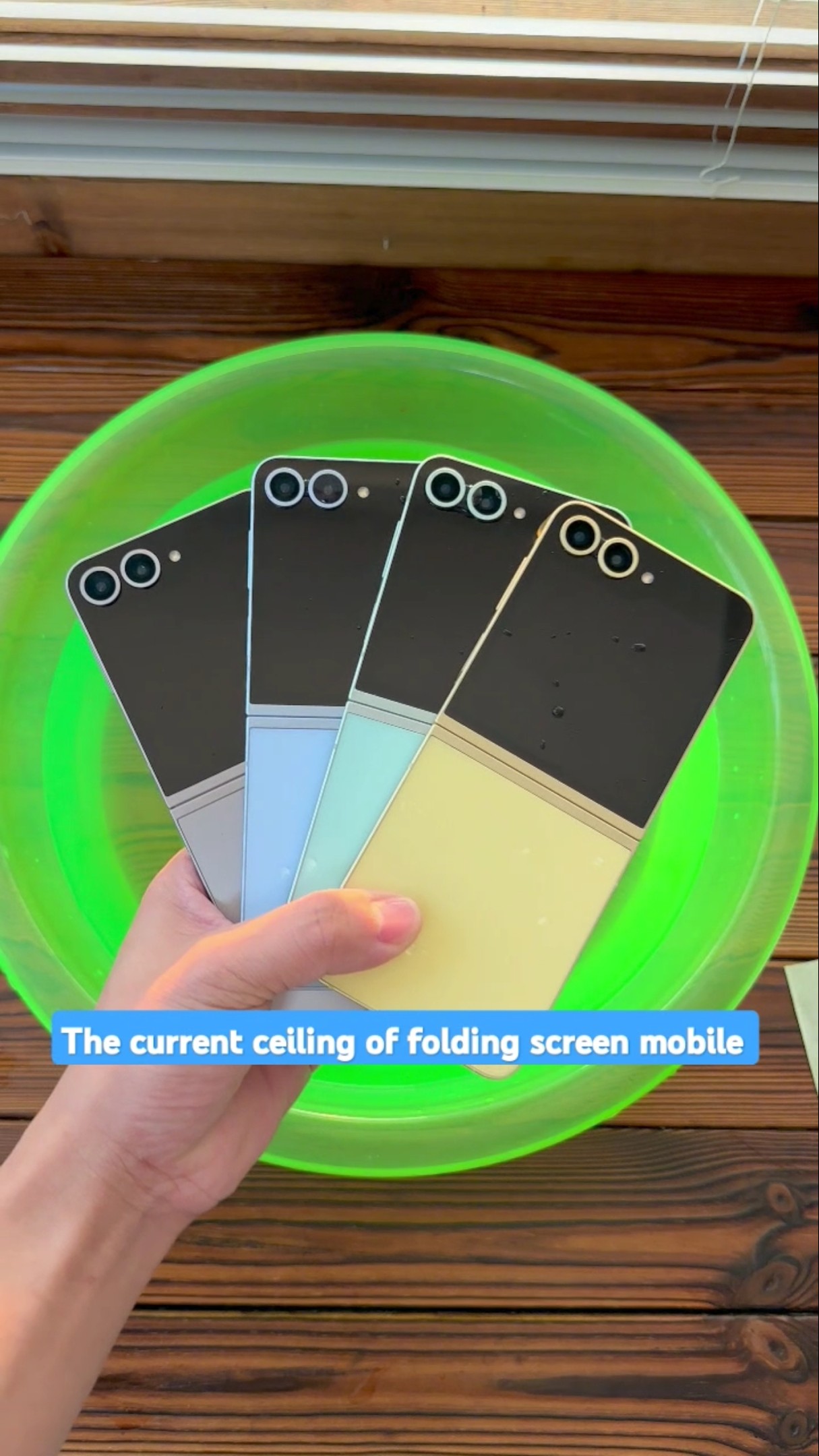 The current ceiling of small folding screen mobile phones is it worth buying for more Samsung ZFlip6