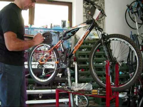 montaggio bici mtb.wmv - YouTube