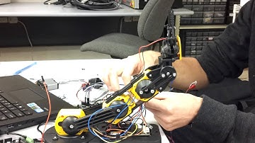 Robotic Arm EMG Sensors Test