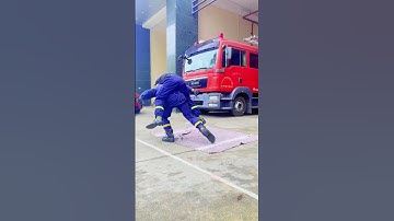 Hướng dẫn nhanh cách cõng nạn nhân khi thi Tổ liên gia An toàn PCCC  #pccc  #Tổliengia  #HộiThaoPCCC