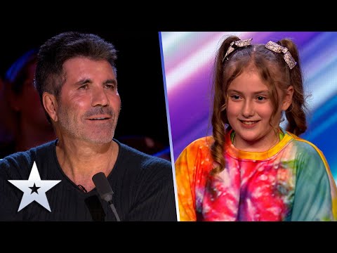 9-year-old Immi Davis casts a SPELL on the Judges | Auditions | BGT 2022