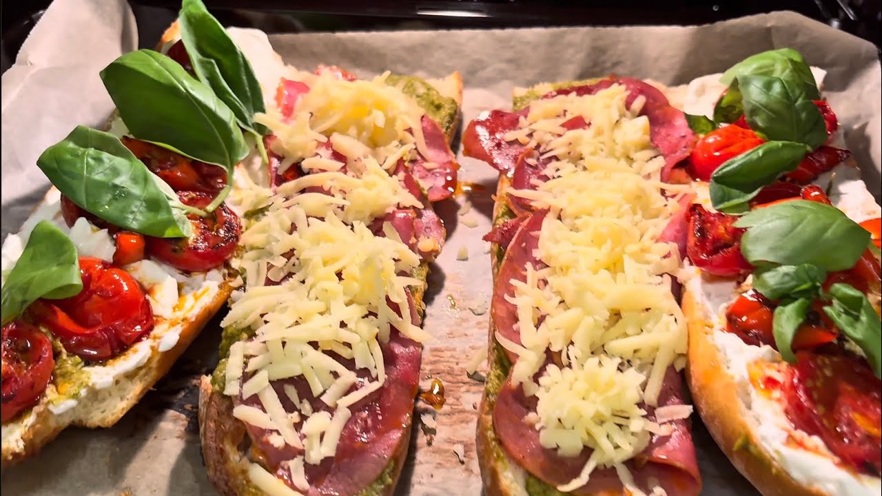 🌟 Pesto Soslu Baget Sandviç 🌟 Pesto Sauce Baguette Sandwich 