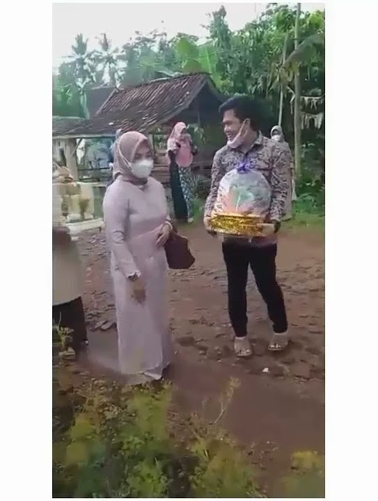 Story' WA acara lamaran