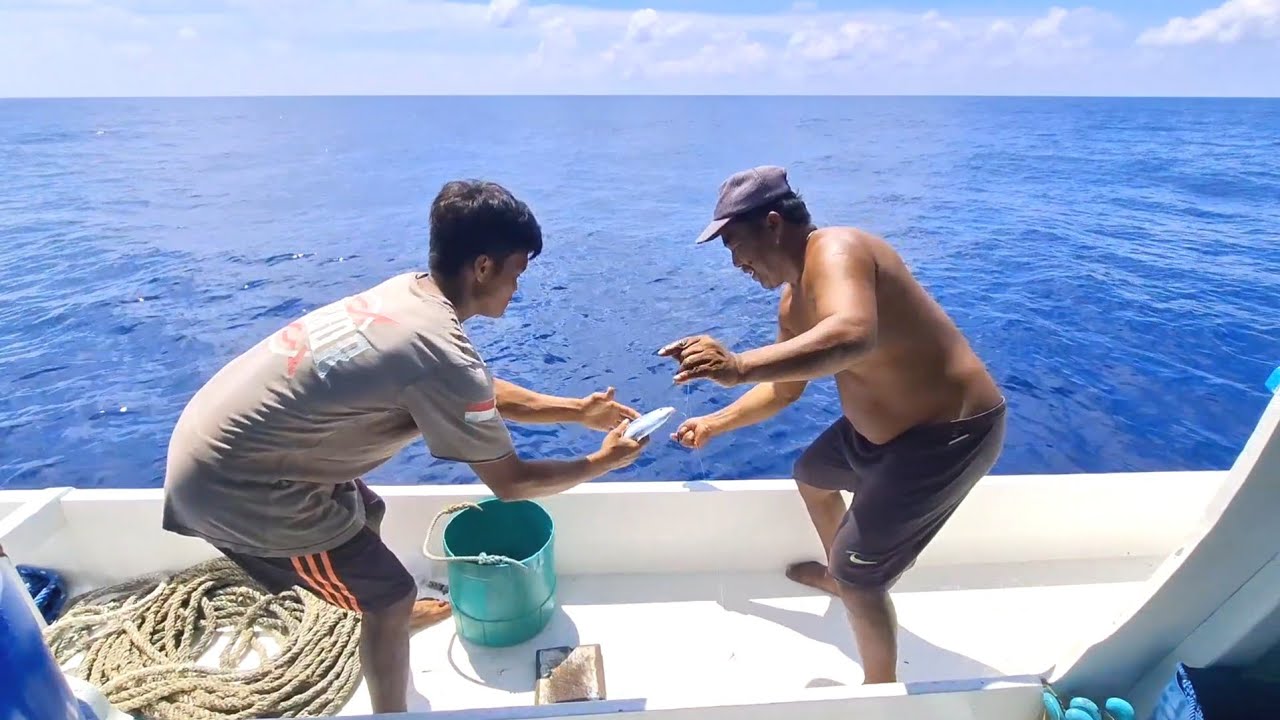 3 Hari 3 Malam di Laut..!! Mancing Dan Menjaring Ikan || Pa'gaE Mandar || KM Burapala