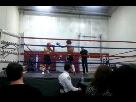 Bantamweight fight: Junior Villeda vs. Joshua Peters