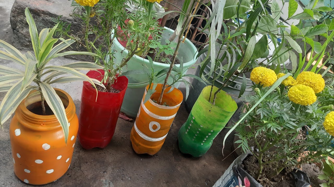 How to use plastic bottles for gardening // कबाड़ से जुगाड // Diy