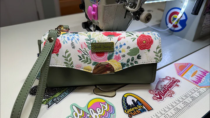 No longer live: Sister Sew! - Neccessary Clutch Wallet by Emmaline Bags