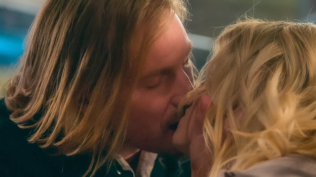 Good Trouble 3x14 Kiss Scene  Davia and Dennis